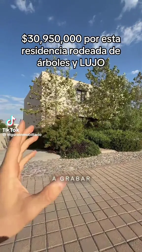 Residencia de lujo rodeada de naturaleza en El Campanario